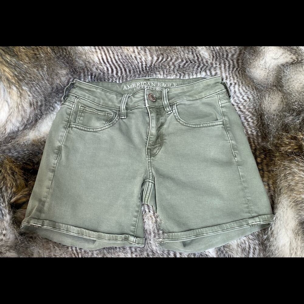 American Eagle Army Green Shorts Stretch 2
